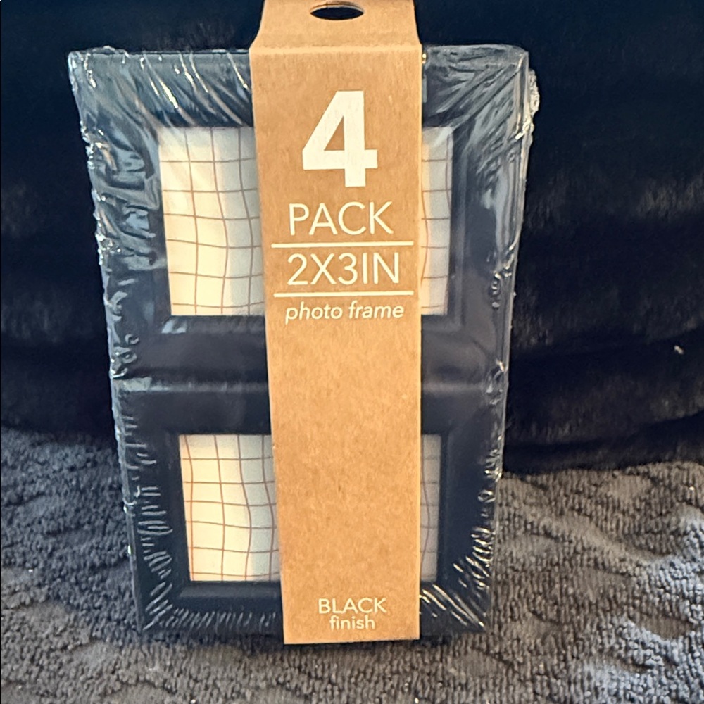 Black Photo Frame 4-Pack by [Brand]